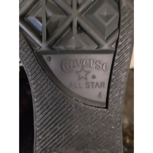 Converse Chuck Taylor All Star Shoes Red/Black Men's Size 4, Womens Size 5.5 - Picture 10 of 10